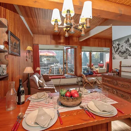 Les Tines Sleeps 2 Pool * Chamonix