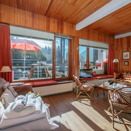 Apartament Les Tines Sleeps 2 Pool Chamonix
