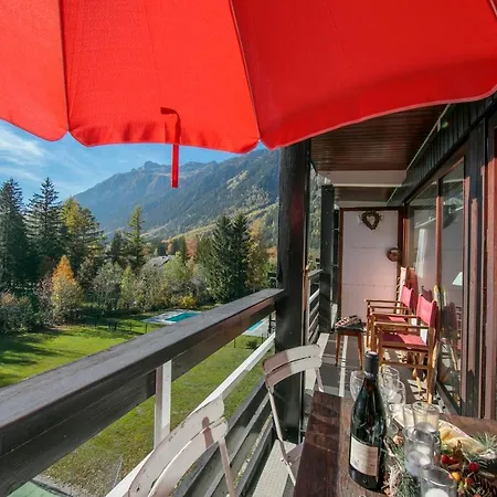 Les Tines Sleeps 2 Pool * Chamonix