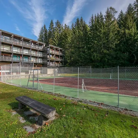 Les Tines Sleeps 2 Pool Apartament